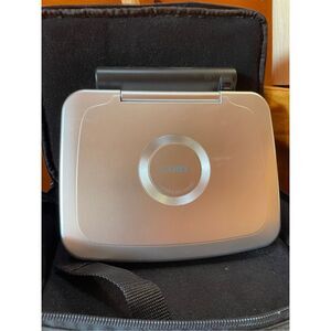 Coby TF-DVD7005, 7-inch portable widescreen DVD player